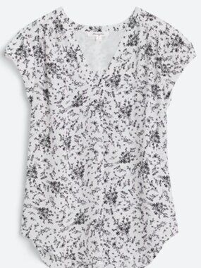 Lillian V Neck Blouse